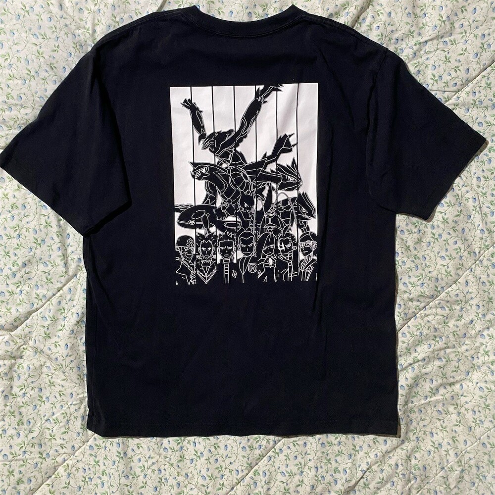 Uniqlo UT Pokemon Masters EX T-Shirt Unisex XL Black Graphic Print